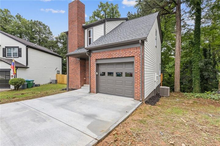 Property Photo: 1111 Pin Oak Drive GA 30084