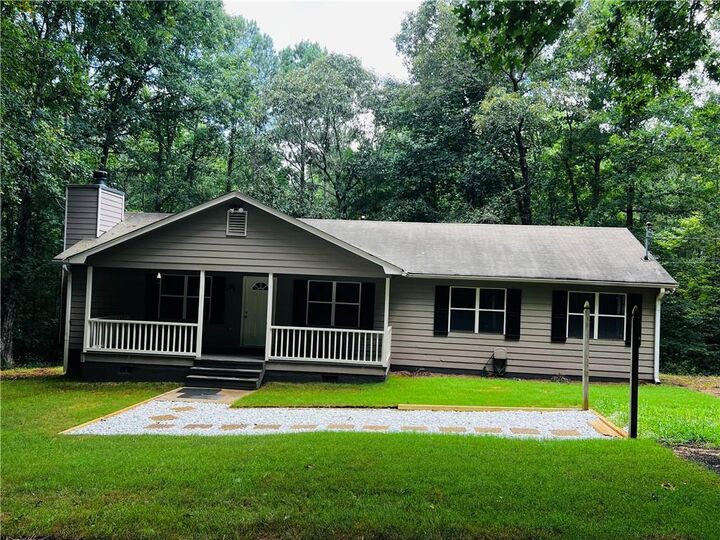 Property Photo: 260 New Hope Drive GA 30252