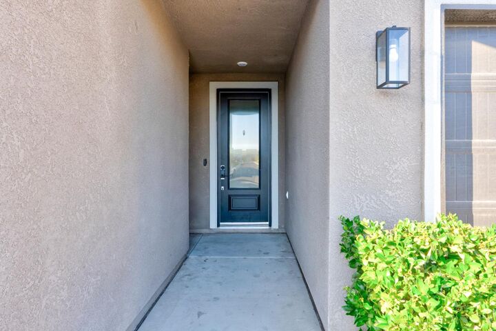 Property Photo: 1240 Atlantica Drive S CA 93636