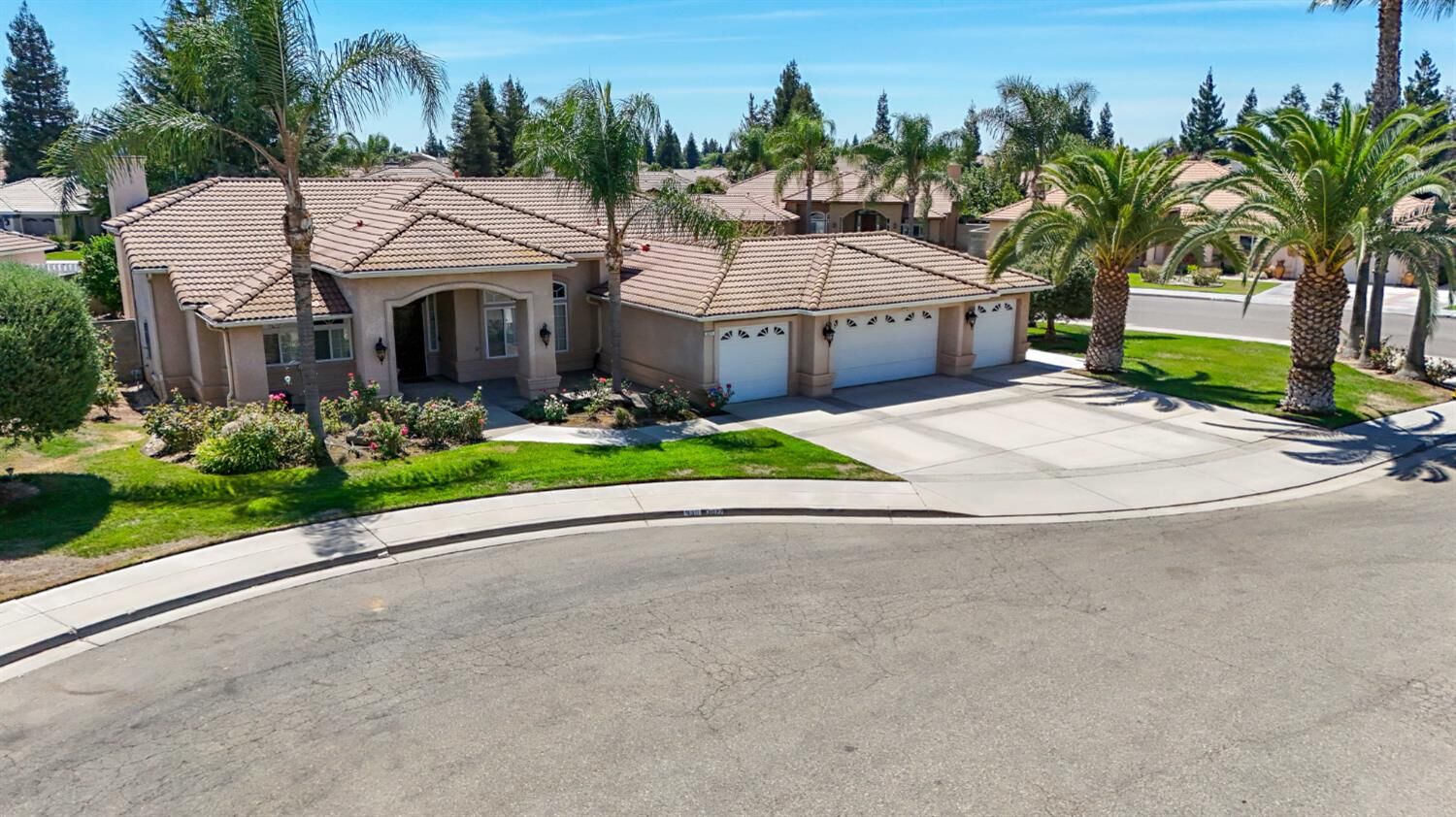 Property Photo:  3077 Express Court  CA 93637 