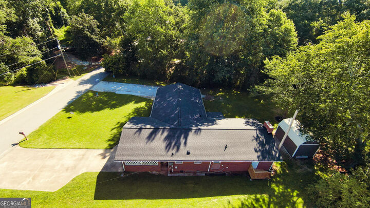 Property Photo: 156 Lakeshore Drive GA 30517