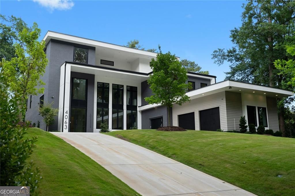 Property Photo: 4063 Rickenbacker Drive NE GA 30342