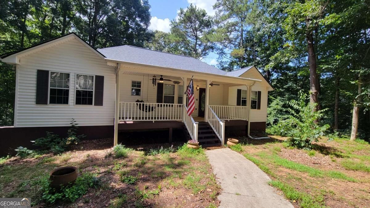 Property Photo: 5131 Deer Path Ln GA 30507
