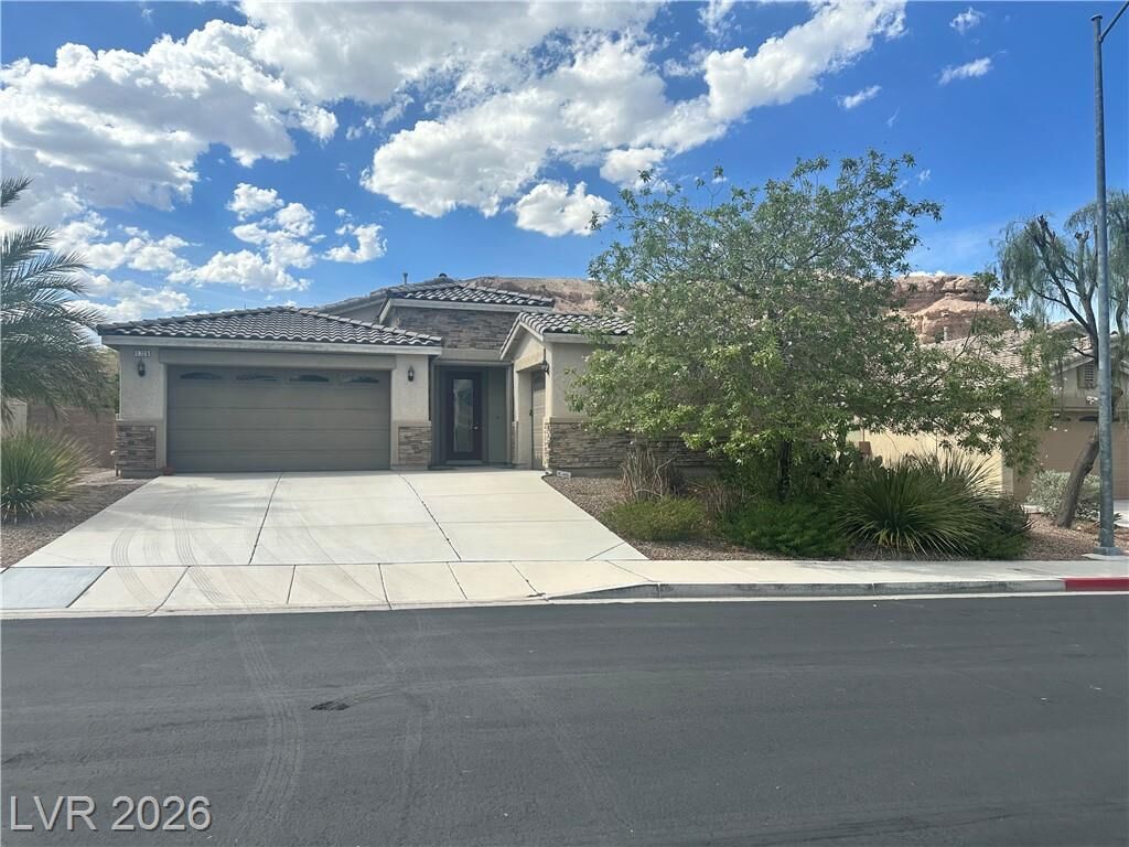 Property Photo: 1726 Sonoran Bluff Avenue NV 89014