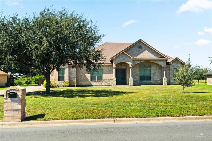 Property Photo: 917 Beddoes Road TX 78559