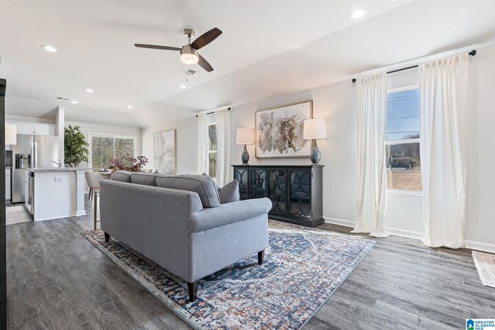 Property Photo:  815 Braelyn Lane  AL 35085 