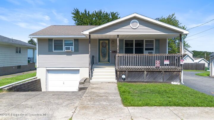 Property Photo:  108 Center Street  PA 18434 