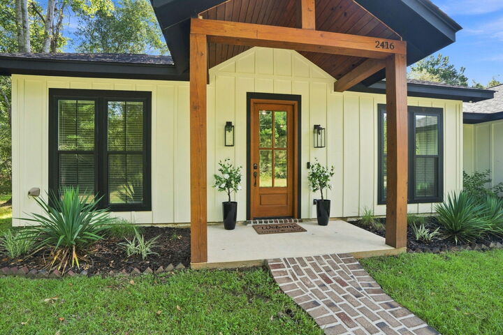 Property Photo: 2416 U.s. 11 MS 39459