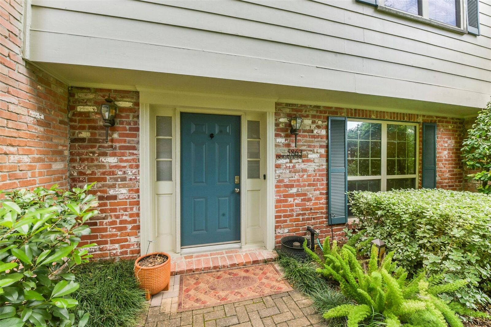 Property Photo:  5863 Doliver Drive 16  TX 77057 