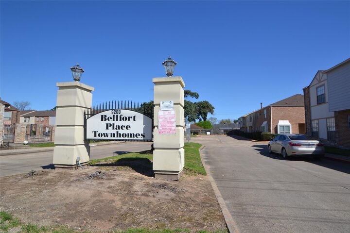 Property Photo: 9200 W Bellfort Avenue 79 TX 77031