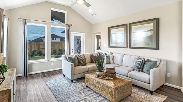 Property Photo:  170 Radiant Lane  TX 77469 