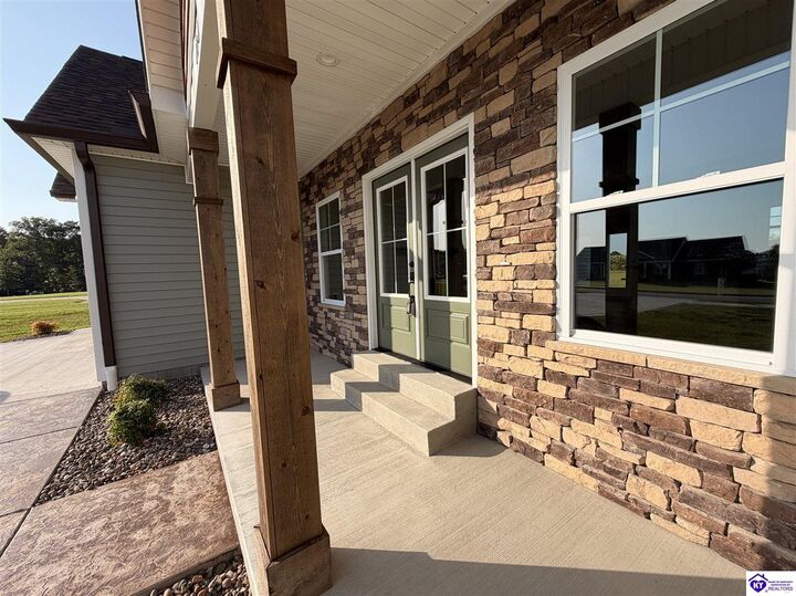 Property Photo:  404 Bluegrass Drive  KY 42718 