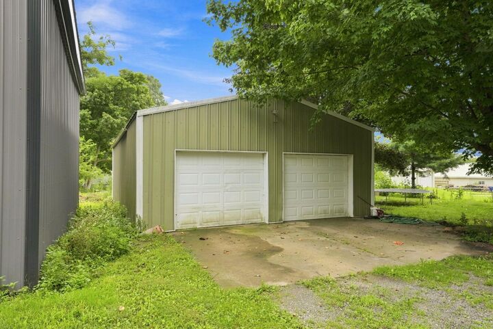 Property Photo: 3950 S 800 W IN 46747