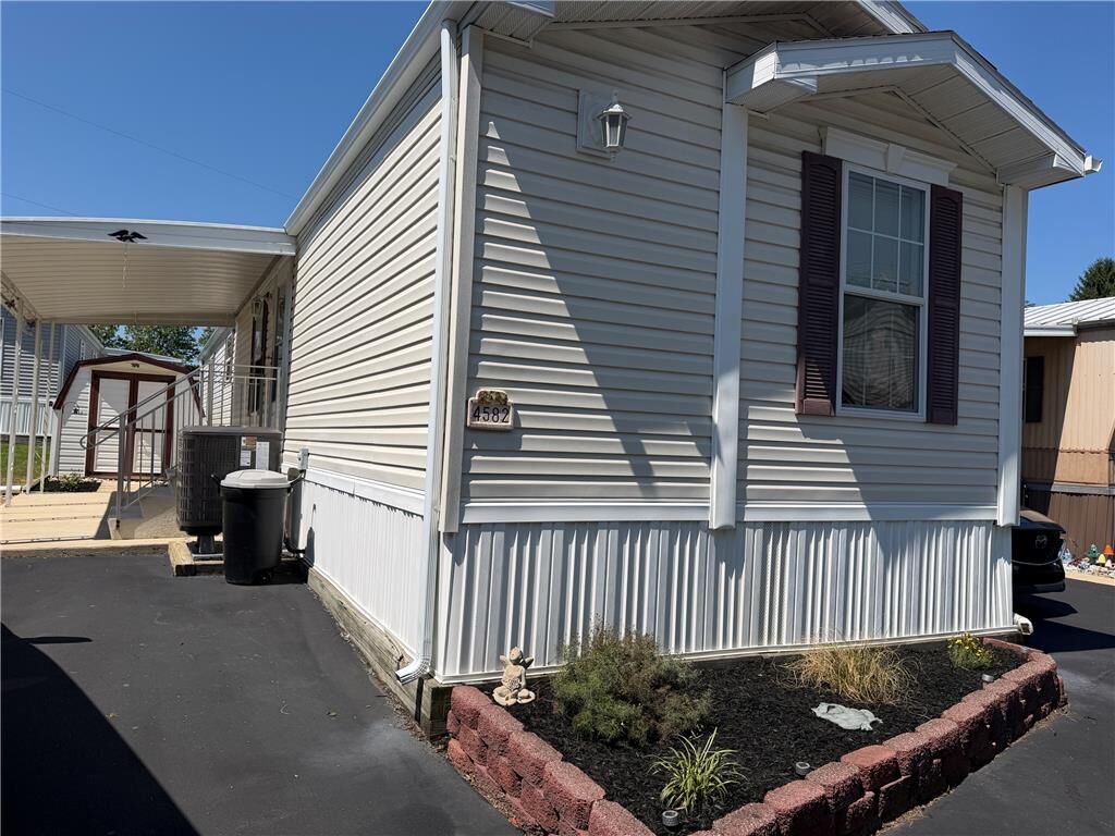 Property Photo:  4582 Court Street  PA 18037 