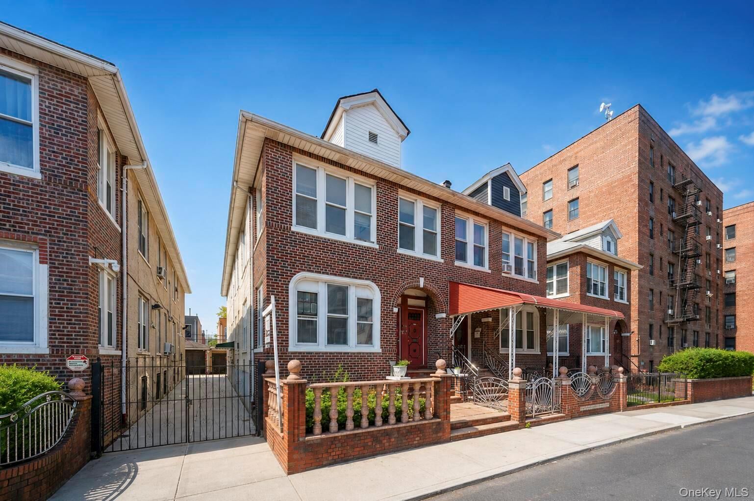 Property Photo:  138 E 92nd Street  NY 11212 