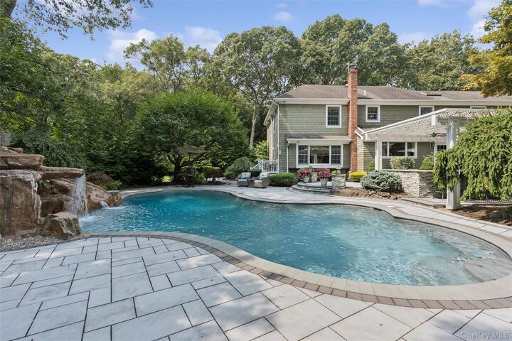 Property Photo: 38 Riverview Terrace NY 11787
