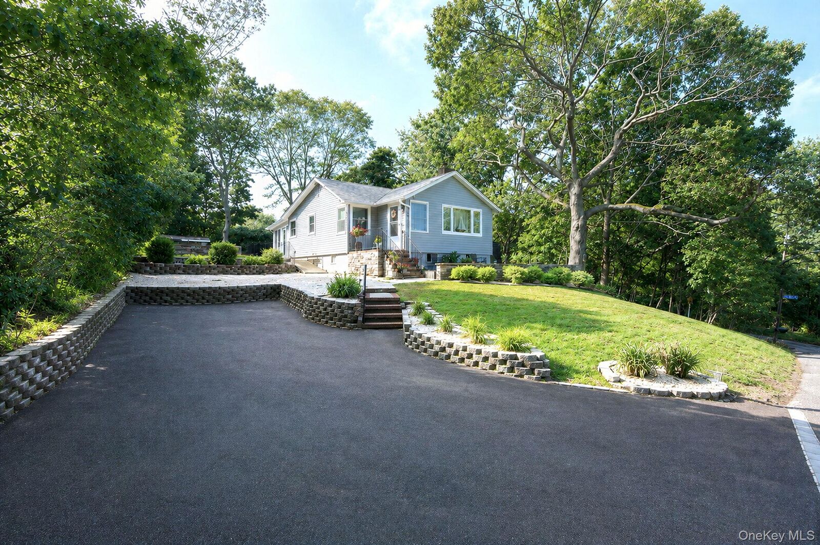 Property Photo:  69 Hill Drive  NY 11901 