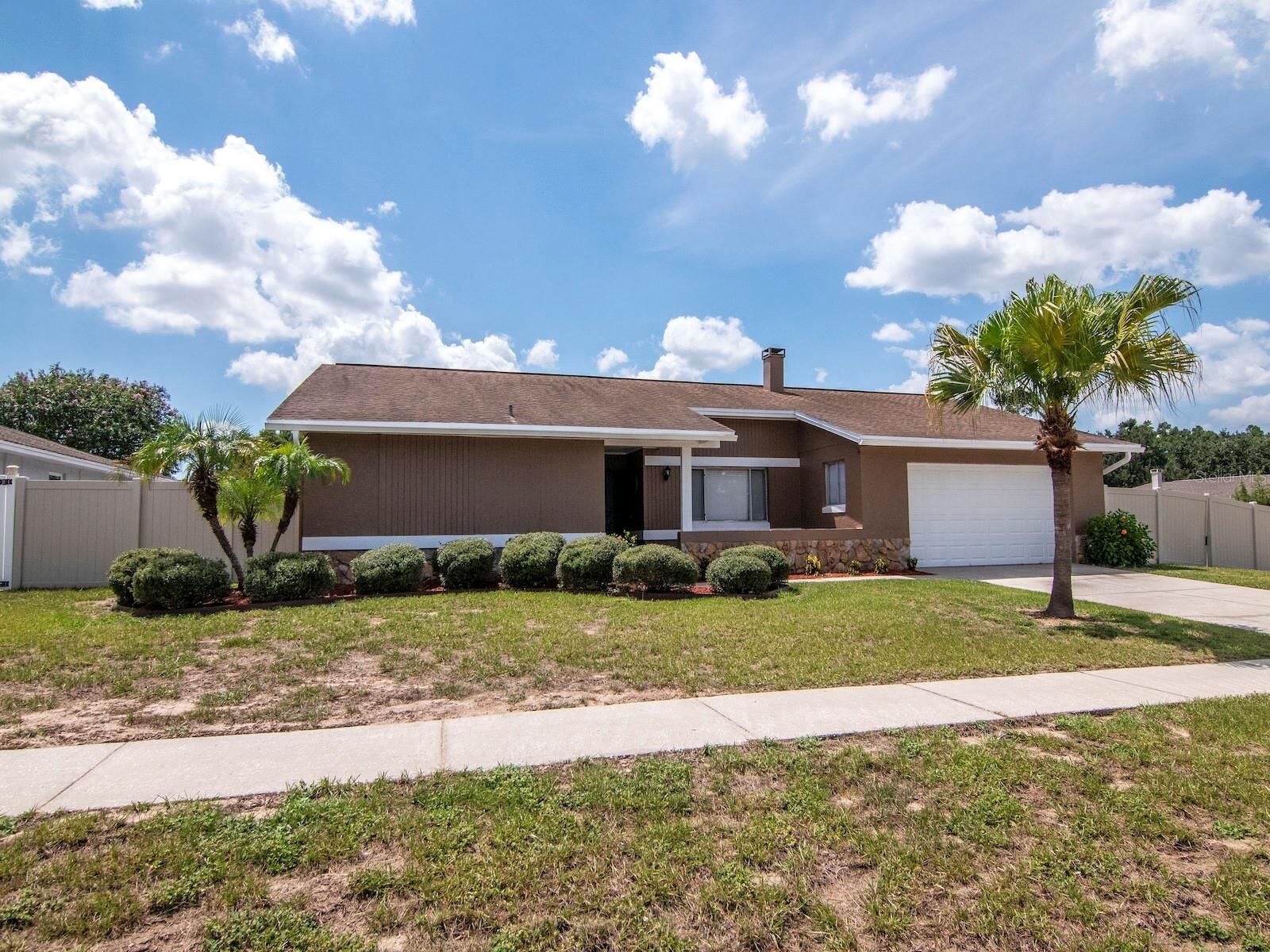 Property Photo:  3116 Indigo Place  FL 33584 