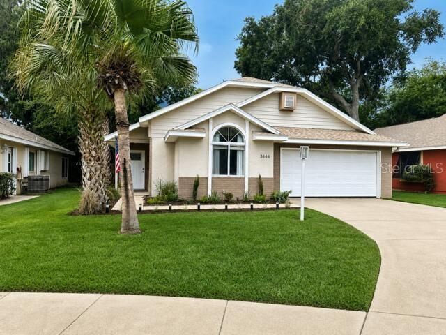 Property Photo: 3444 Gelding Court FL 32129