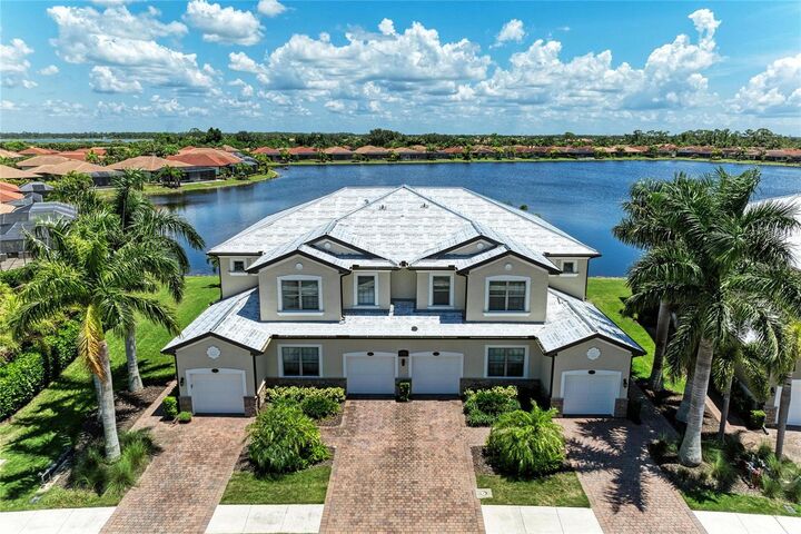 Property Photo:  130 Porta Vecchio Bend 202  FL 34275 