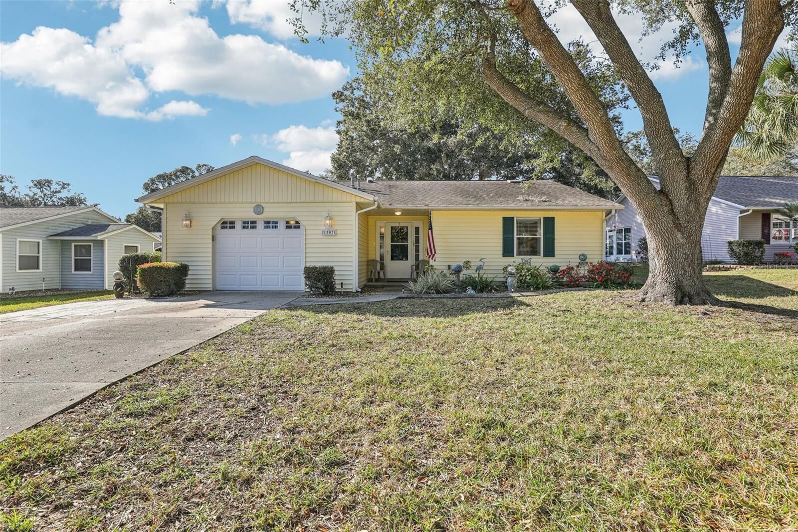 Property Photo: 1507 New Abbey Avenue FL 34788