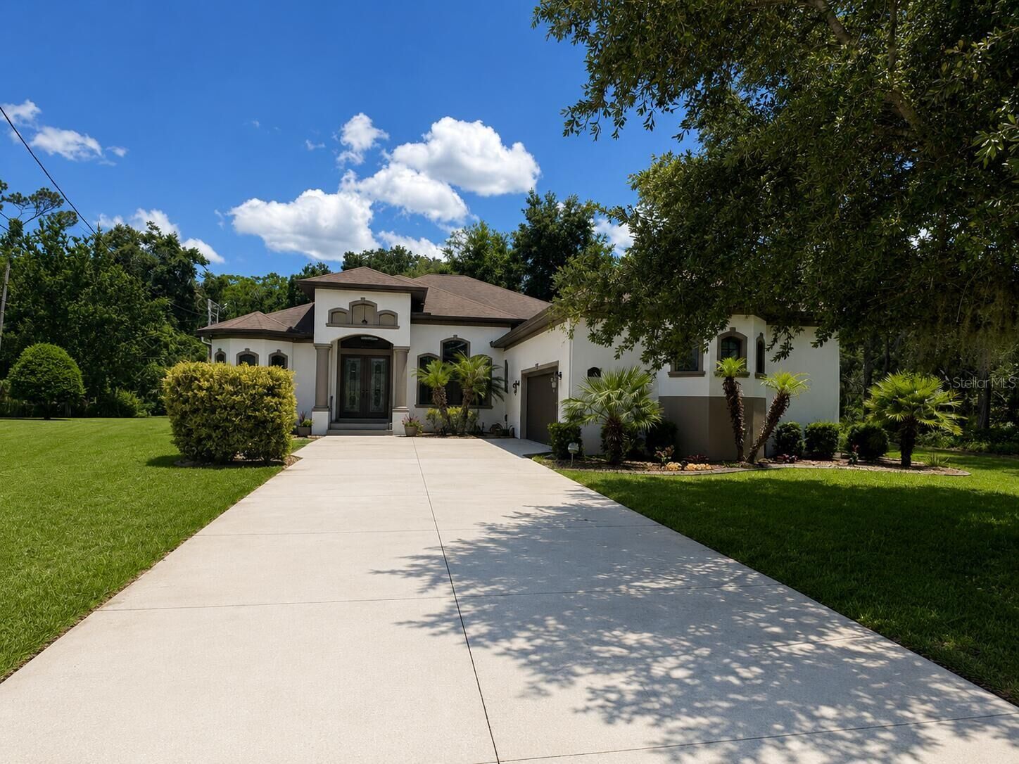 Property Photo: 30 Egret Trail FL 32164