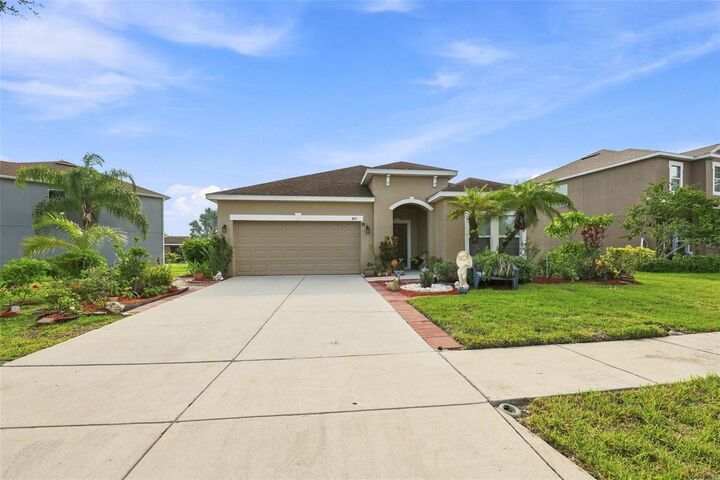 Property Photo: 803 Parker Den Drive FL 33570
