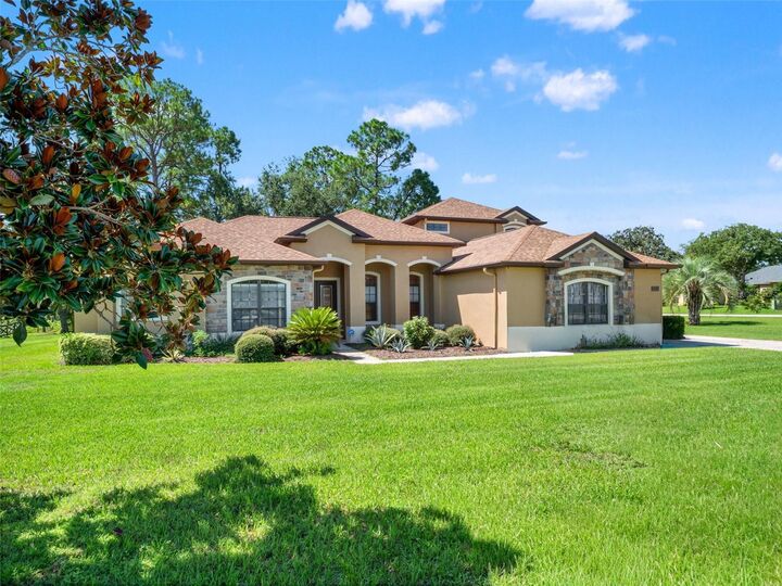 Property Photo:  21312 Marsh View Court  FL 34715 