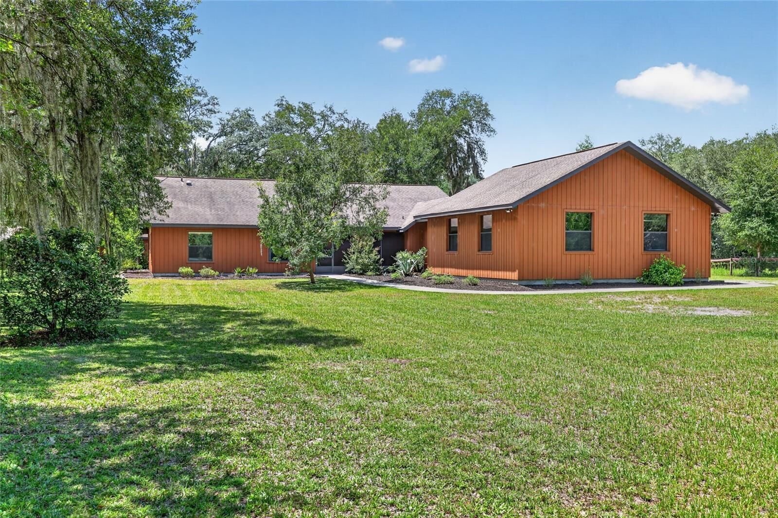 Property Photo:  10980 SW 128th Avenue  FL 34432 