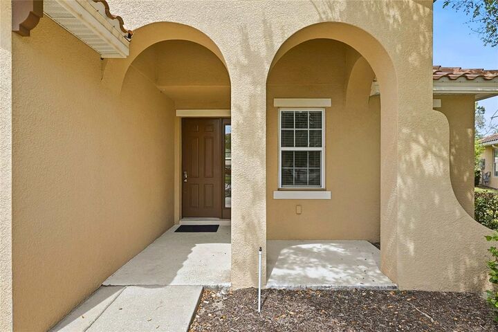 Property Photo: 4035 Oakrise Loop FL 33837