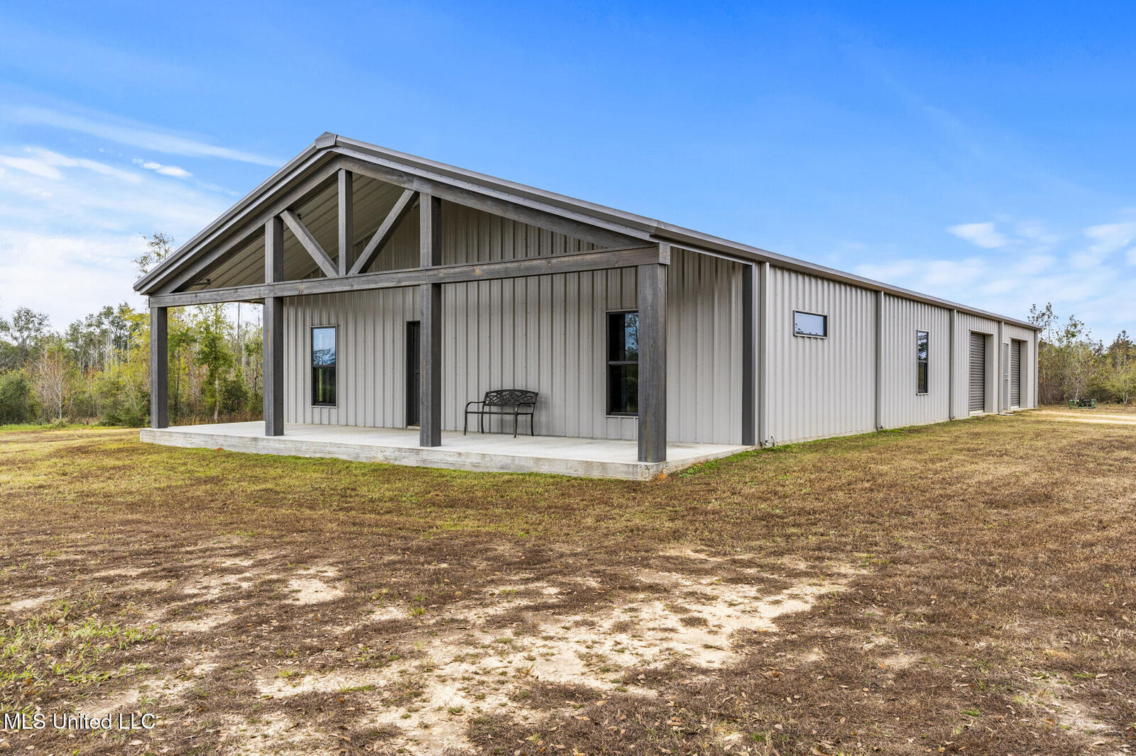 Property Photo:  284 W Wire Road  MS 39573 