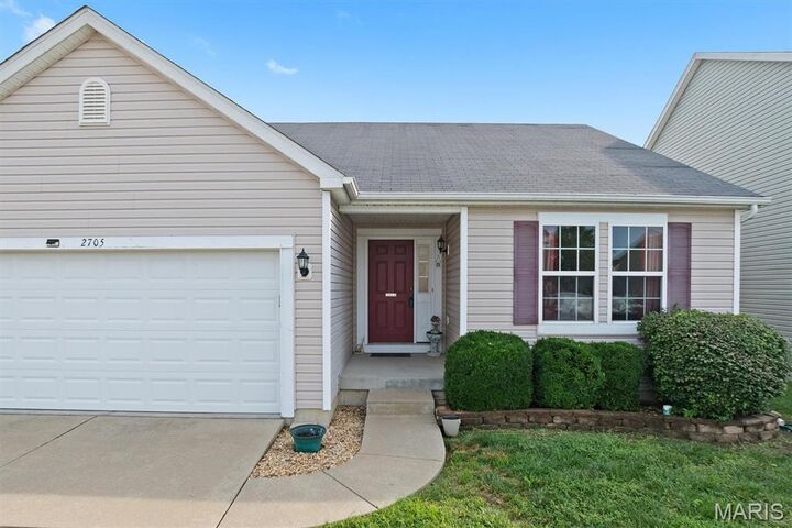 Property Photo: 2705 Commons Parkway IL 62221