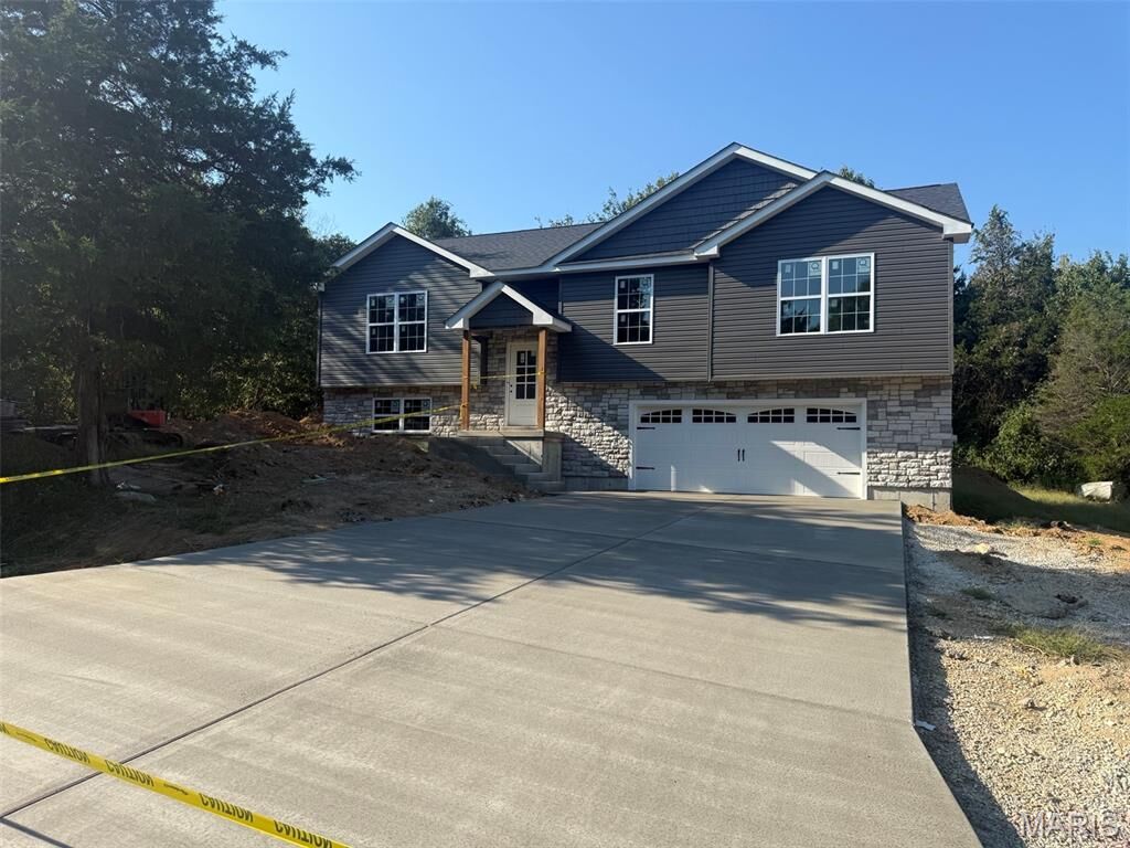 Property Photo:  210 Mulberry Lane  MO 63020 