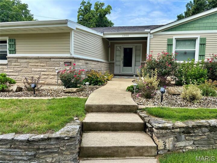 Property Photo:  4900 Voltaire Drive  IL 62035 