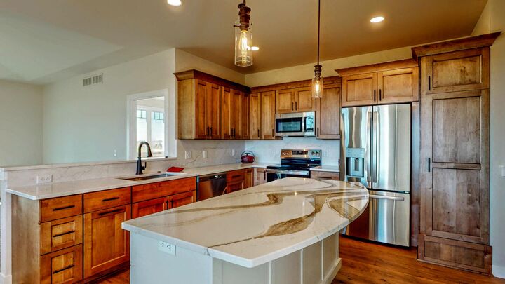 Property Photo: 728 E Reinel St WI 53549