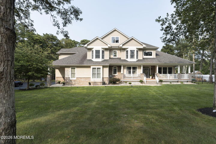 Property Photo:  10 Cranberry Harvest Court  NJ 08527 