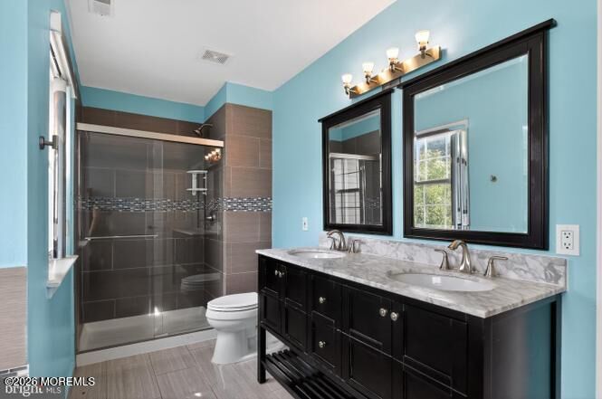 Property Photo: 117 Buckingham Way NJ 08054
