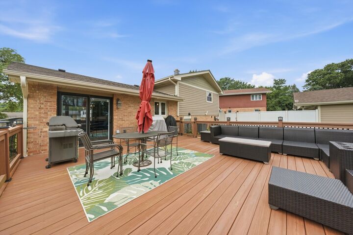 Property Photo:  10453 S Stowe Court  IL 60465 
