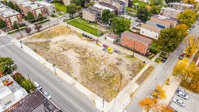 Property Photo:  700 S Kedzie Avenue  IL 60612 