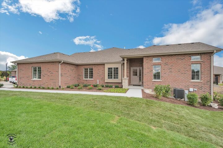 Property Photo:  8869 Buffington Breakwater Drive  IL 60423 
