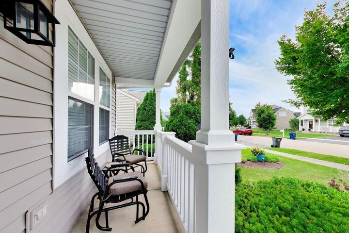 Property Photo: 2426 Montclair Lane IL 60538