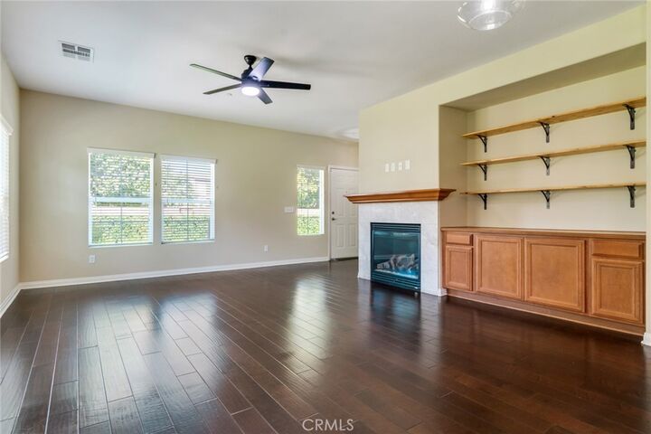 Property Photo: 1510 Orange Avenue 301 CA 92373