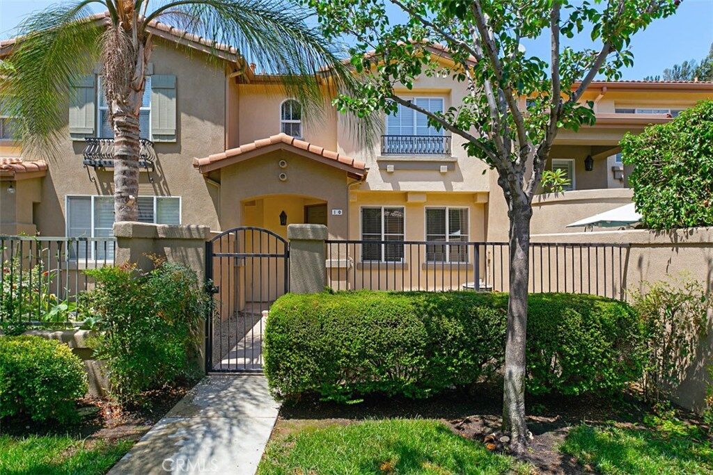 Property Photo:  10 New Market  CA 92602 