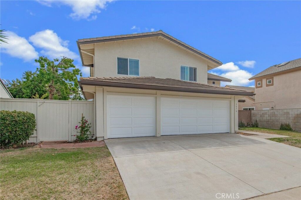 Property Photo:  5076 Bordeaux Ave  CA 92602 