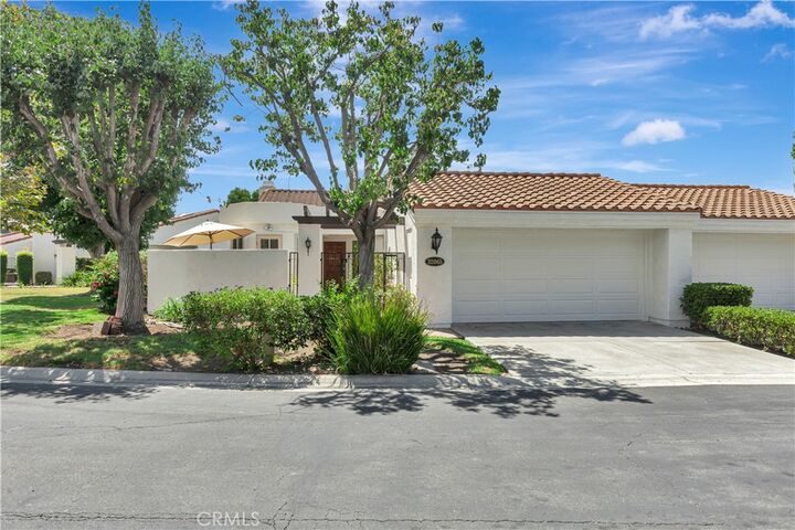 Property Photo:  32065 Via Flores  CA 92675 