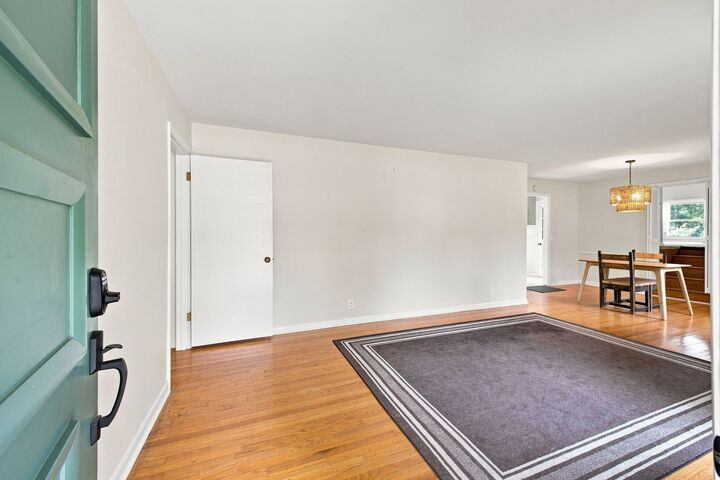 Property Photo:  5005 Whispering Hills Ct  TN 37211 