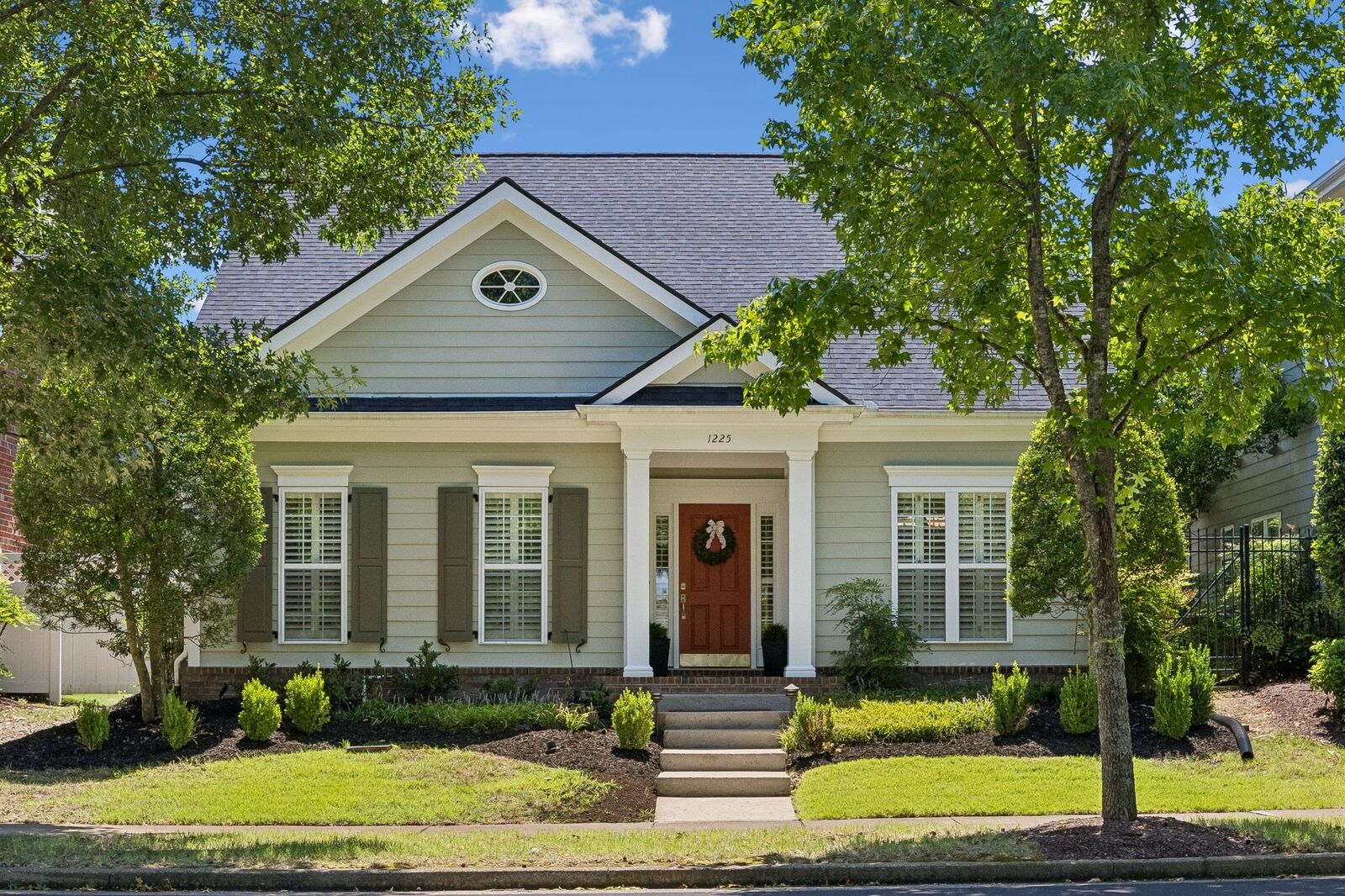 Property Photo:  1225 Stoney Point Ln  TN 37067 
