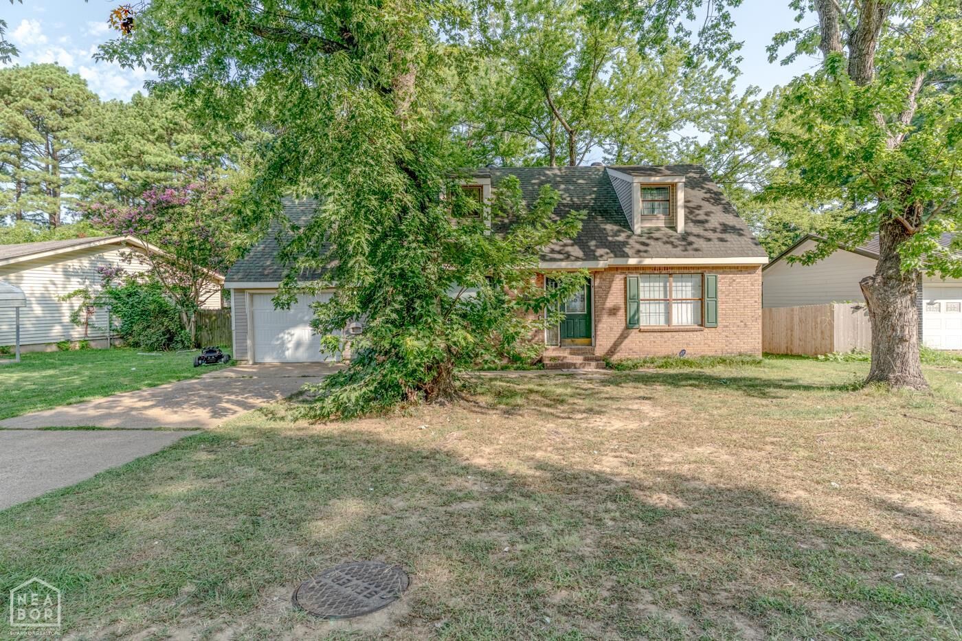 Property Photo:  2010 Cenwood Dr  AR 72401 