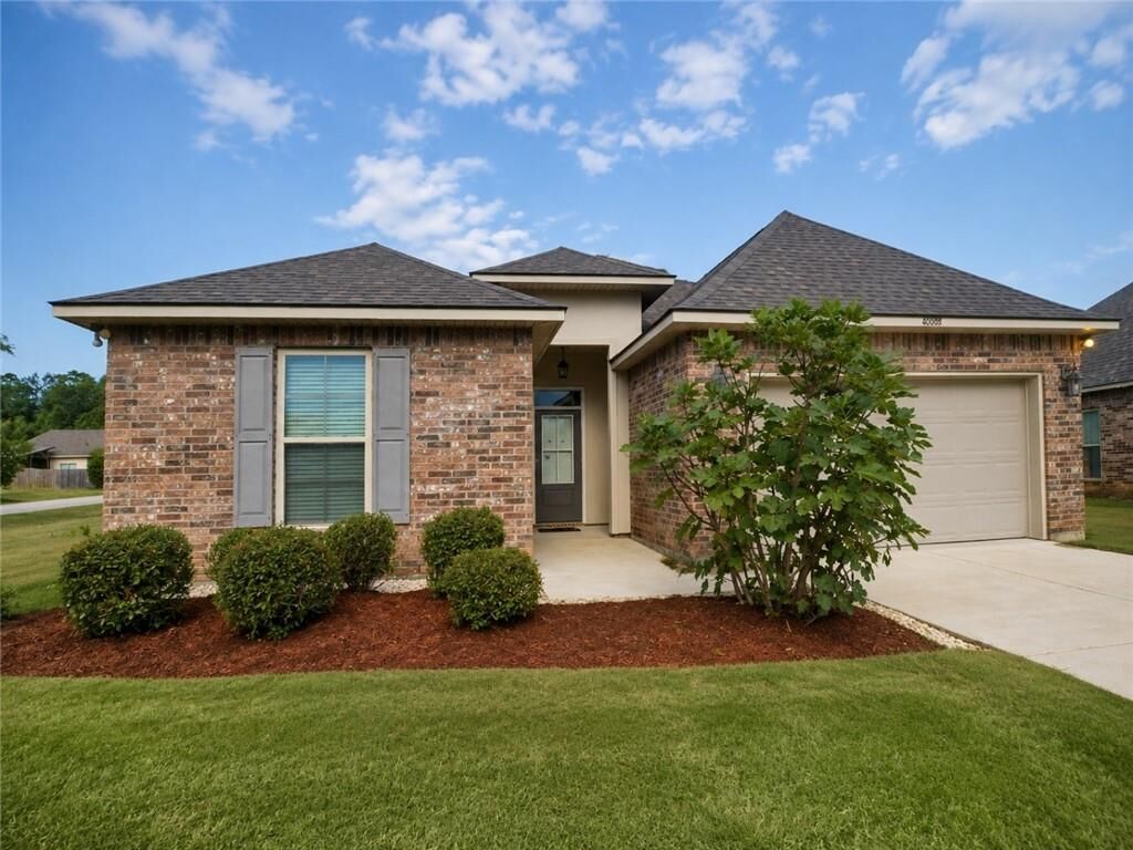 Property Photo:  40088 Cottonwood Boulevard  LA 70454 