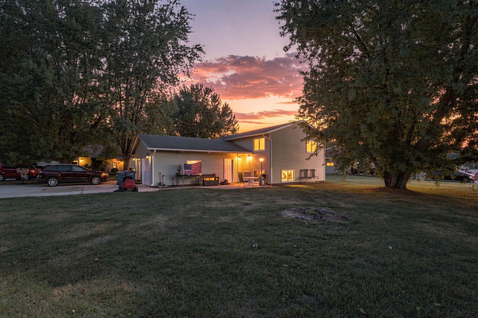Property Photo: 10200 129th Avenue N MN 55316